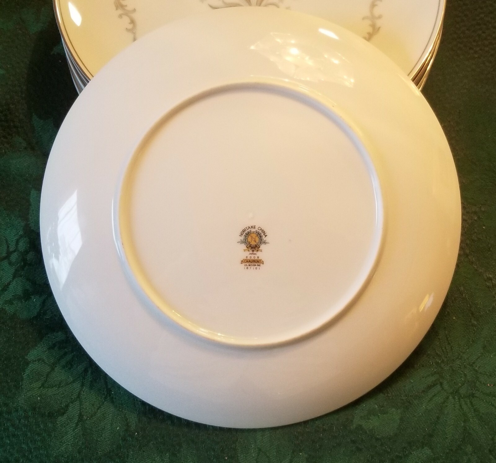 NORITAKE “CHAUMONT” DINNER PLATES , 10 1/2 Inches Diameter SIX Vintage Plates