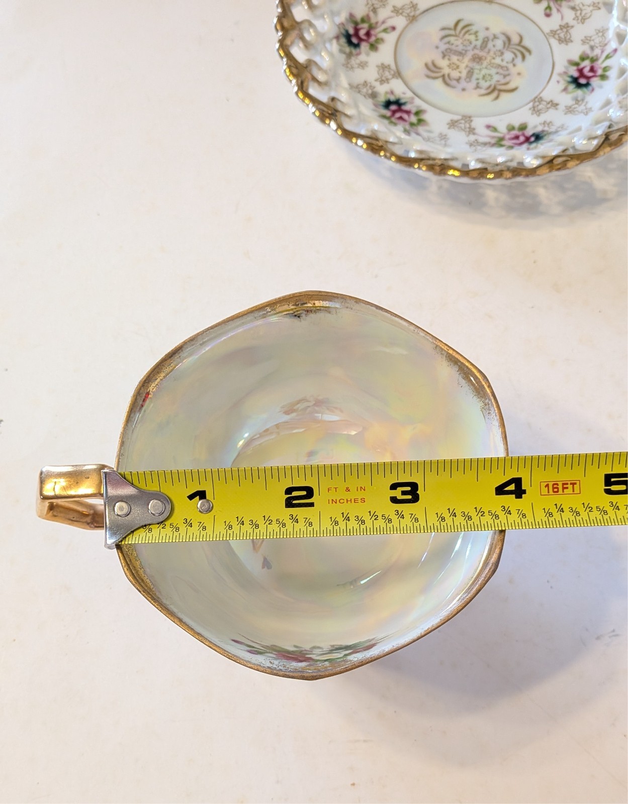 Can Crest 2647 Fine China Japan Hand Painted Footed Gilded Set Cup & Saucer Vid