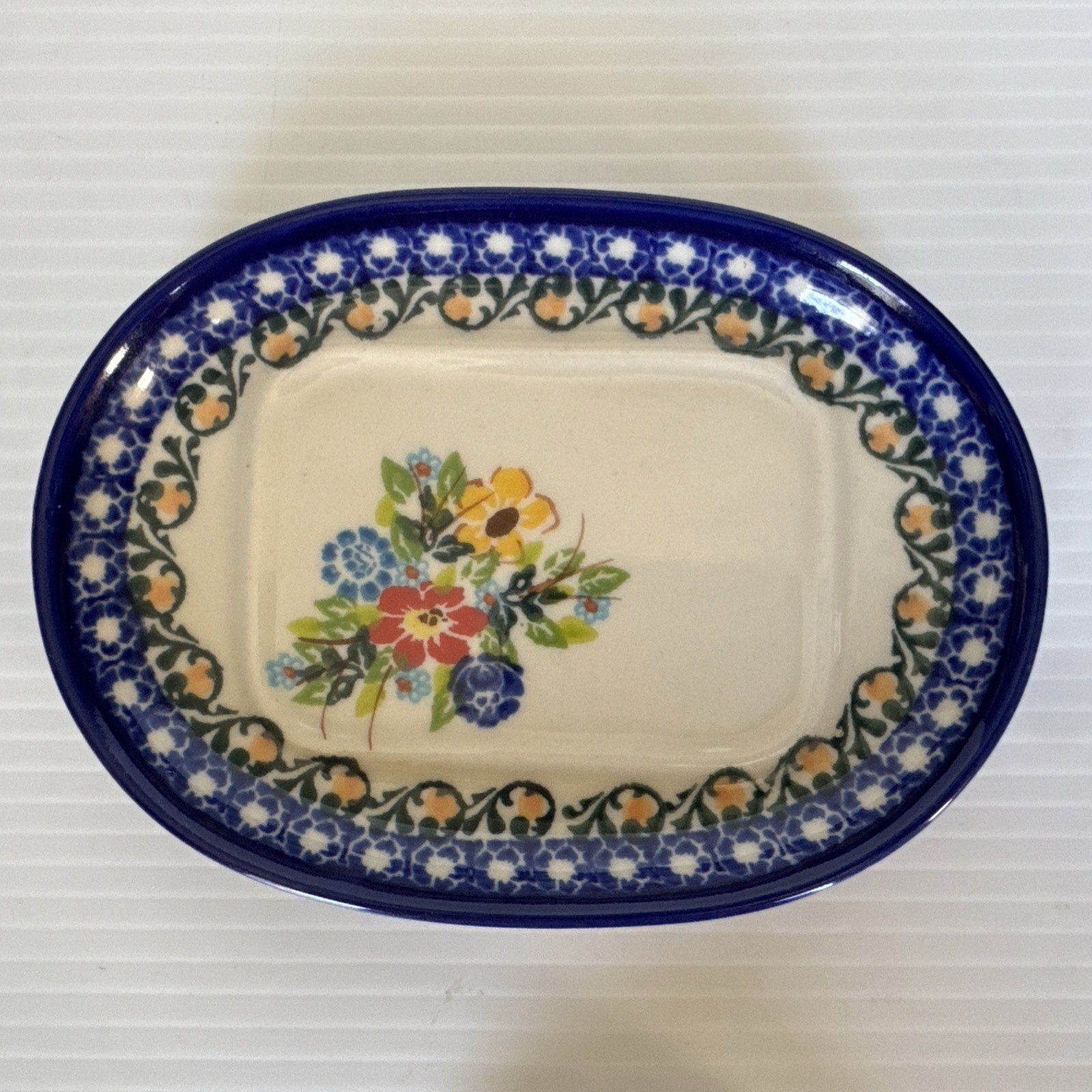 Polish Pottery Butter Dish Unikat 550 Kalich Oval Red Blue Floral 6 1/2″ EUC