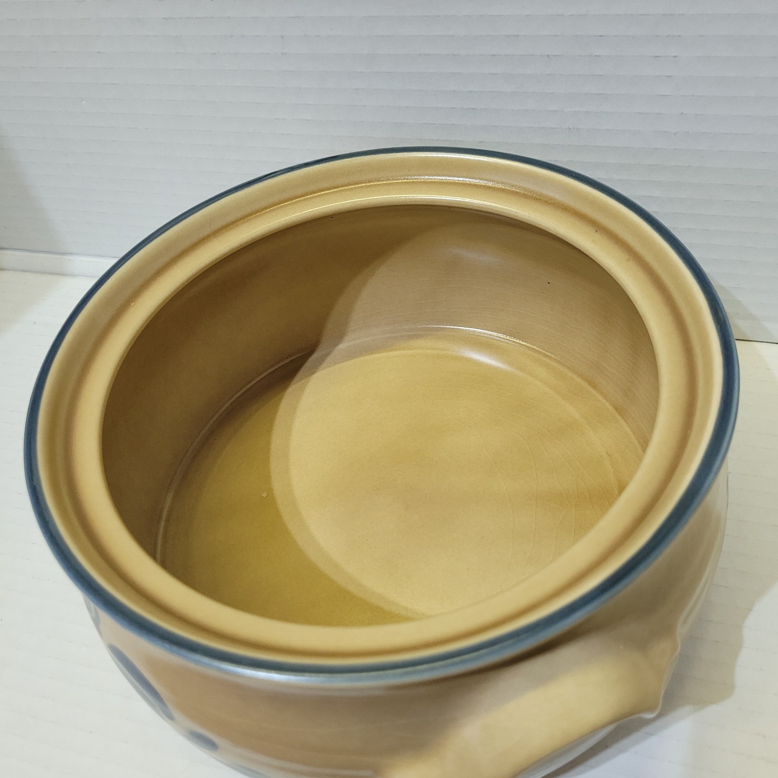 Pfaltzgraff Folk Art Stoneware Covered Casserole Dish 2Qt Vintage