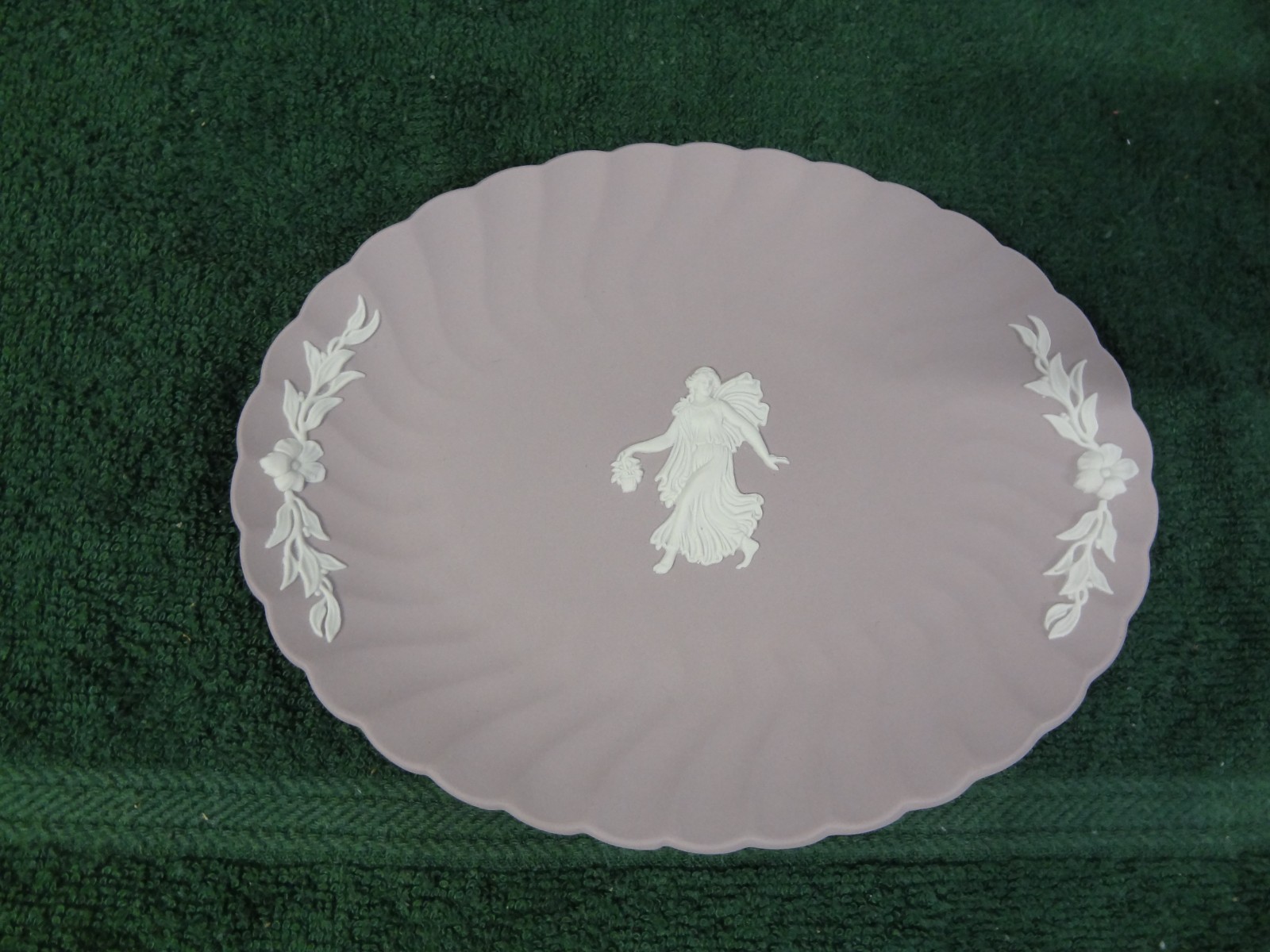 Vintage Wedgwood Lavender Lilac Jasperware Dancing Hours Oval Pin Tray Plaque 7″
