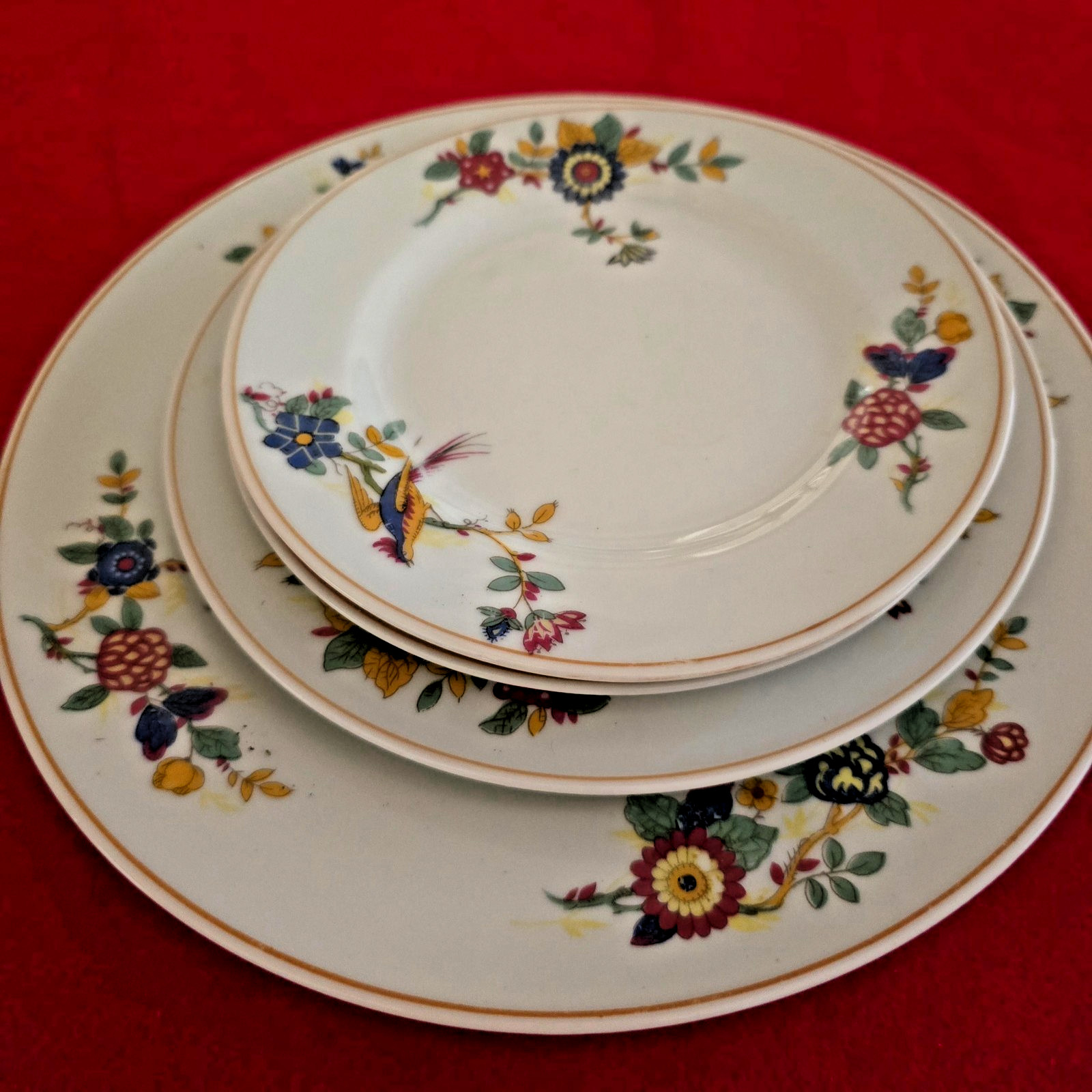 6 C. Ahrenfeldt Limoges 1 dinner 1 Salad 2 bread plates Vintage 30″s Birds,