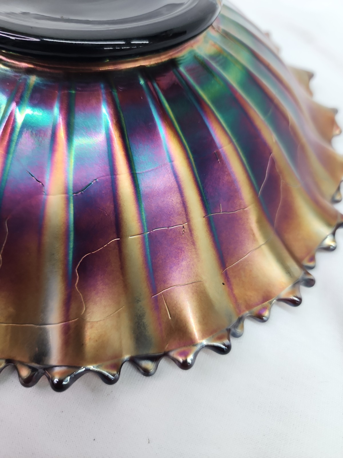 Vintage Northwood Carnival Glass Peacock And Goofus Glass Bowls