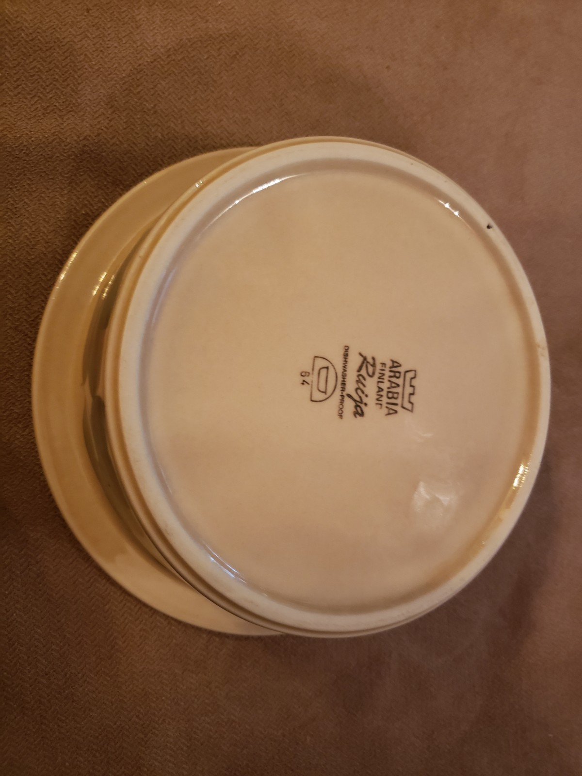 Arabia of Finland “Ruija” Troubadour Vegetable Bowl 7″ Dia x 2.5″ High