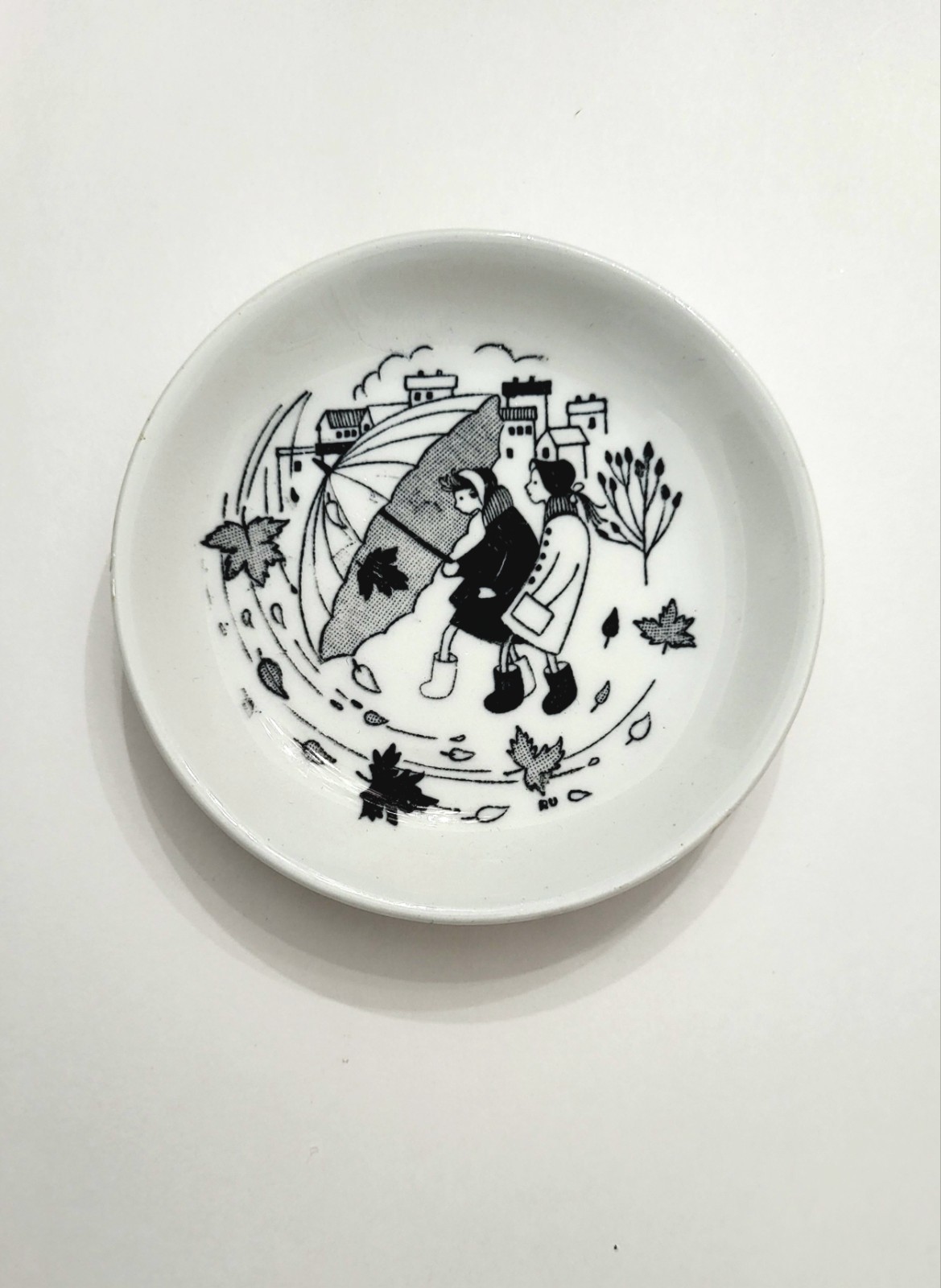 ARABIA Finland EMILIA Set Of 4 Pin Dishes Wall Plates Vintage MCM Porcelain