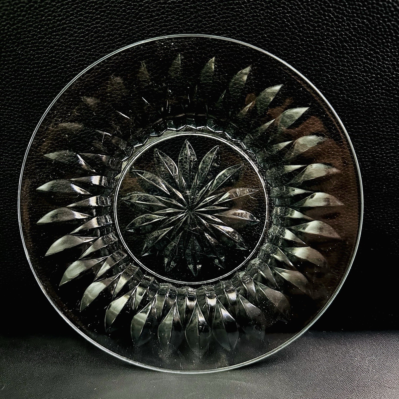4 vtg Clear Glass Luncheon Plates Mismatched Mixed Salad Dessert Plate set 8″
