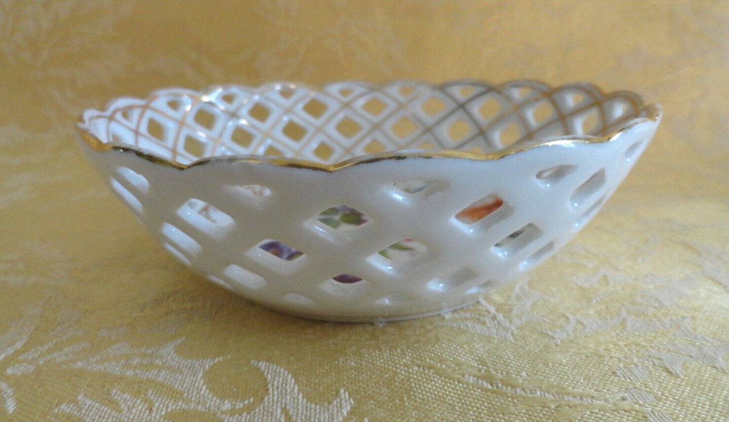 Erdmann Schlegelmilch ES Prussia Porcelain Dresden Flowers Reticulated Dish