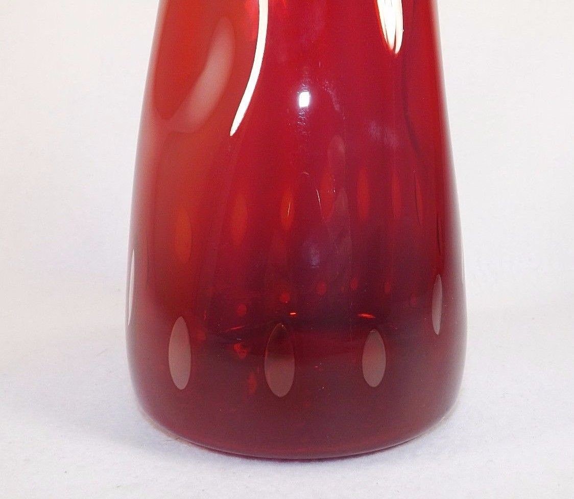 FREE FORM HAND BLOWN 9 1/2″ CONTROLLED BUBBLE PINCHED SIDES RUBY VASE BLENKO?