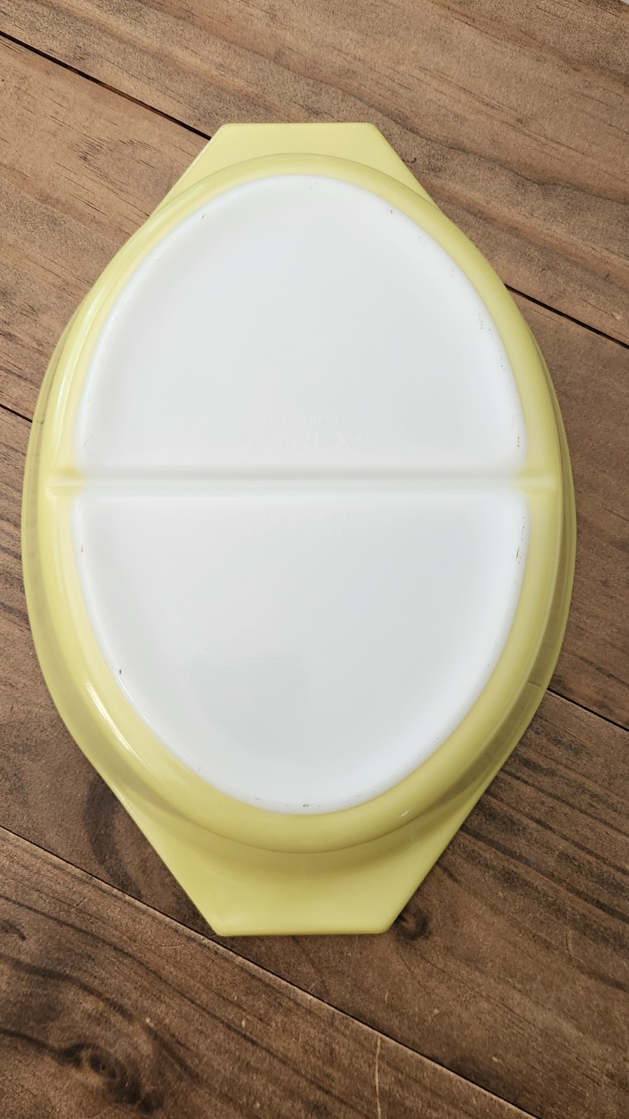 Pyrex Olive Split Divided Casserole Dish With Lid 1.5 Qt 945c 35 36 EUC!