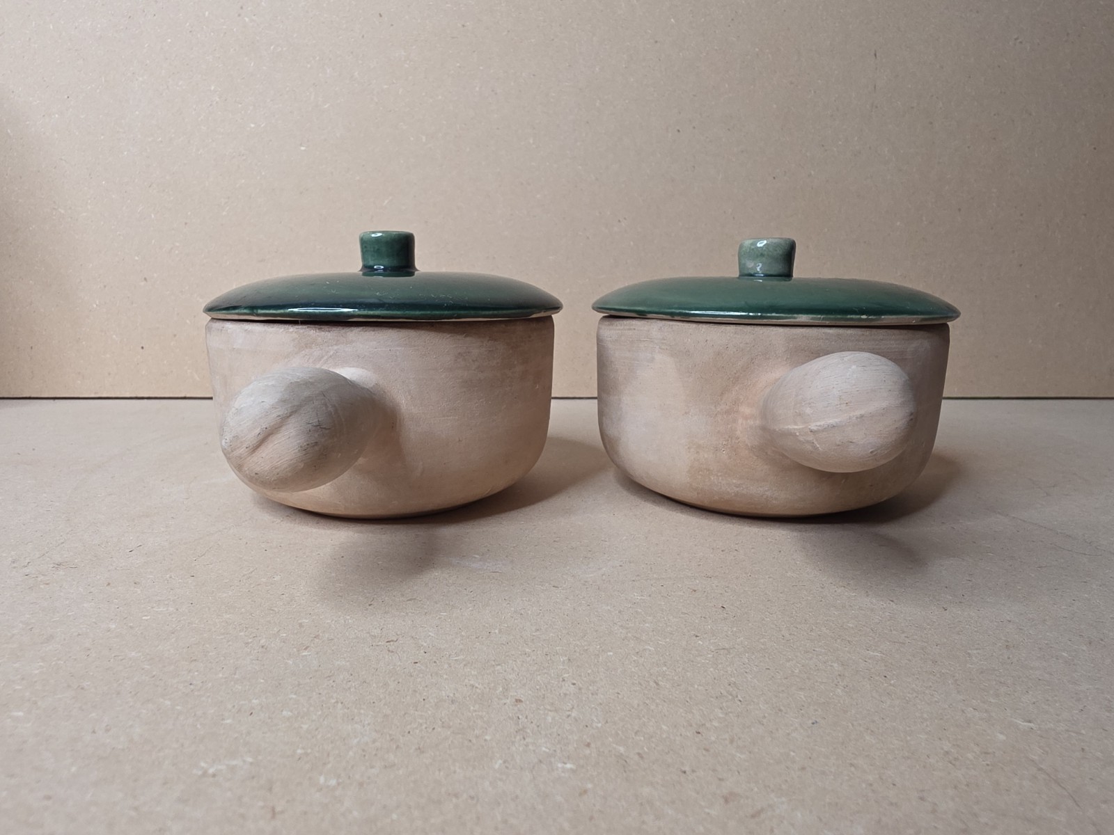 La Solana Pottery Natural Clay Body Green Lid & Body Made 1940/50’s Casserole X2