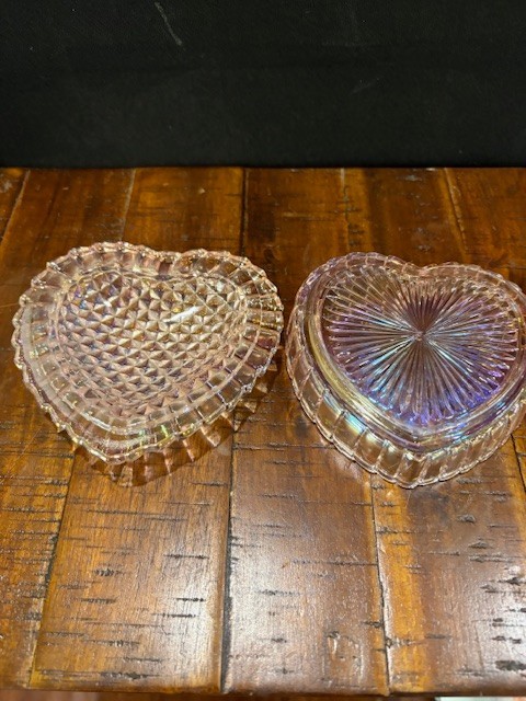 Vintage Iridescent Pink Carnival Glass Quilted Heart Box L. E. Smith – EUC