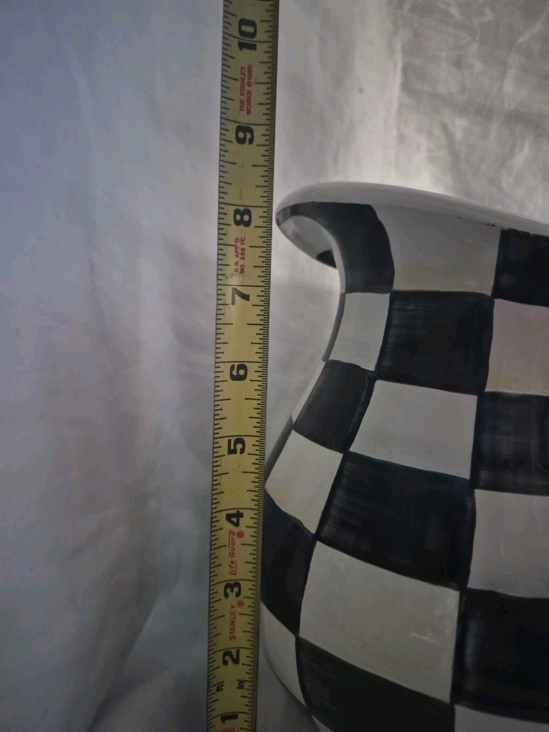 MACKENZIE CHILDS COURTLY CHECK BLACK & WHITE ENAMEL 96 oz WATER PITCHER JUG NWT