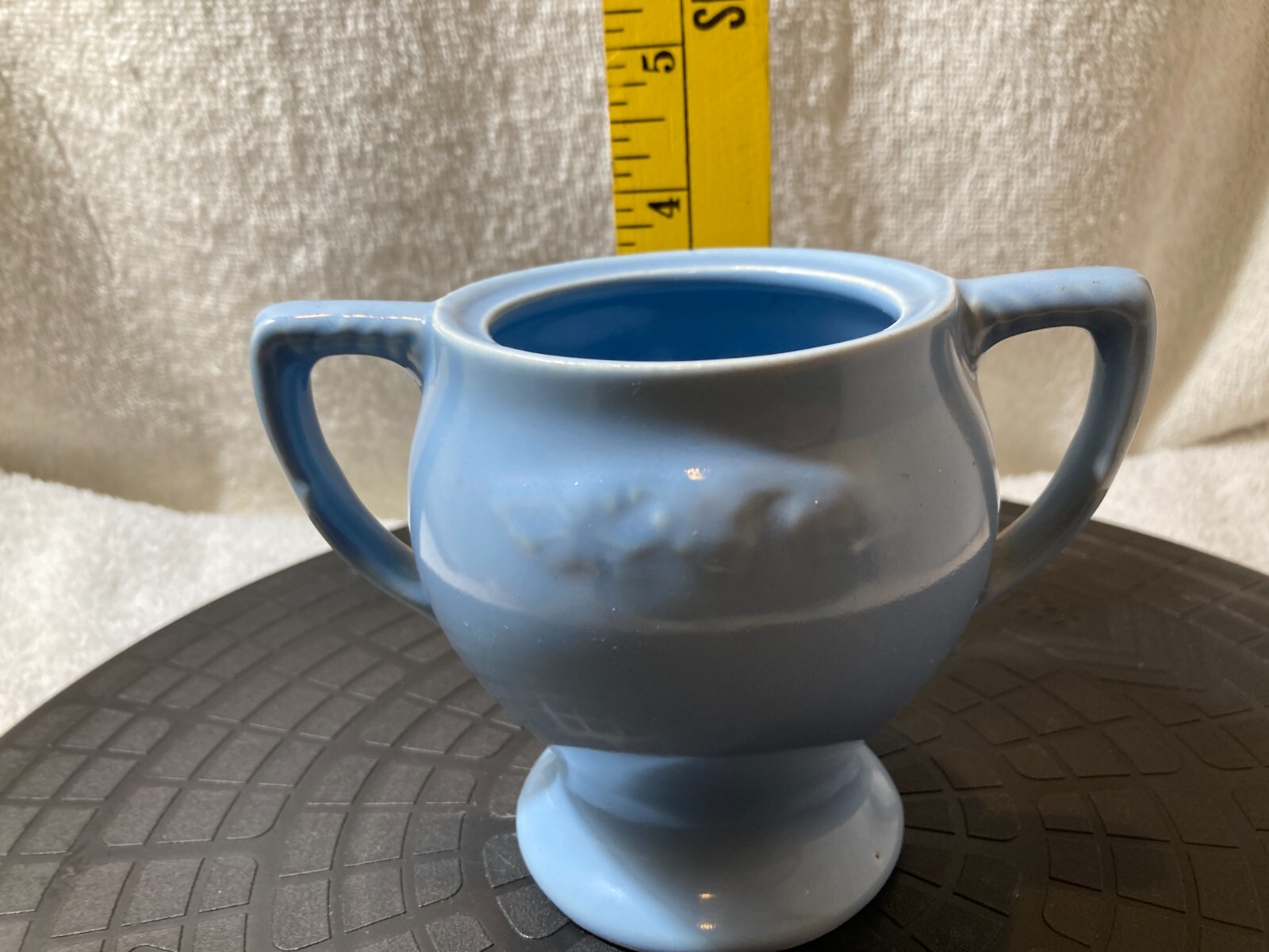 Del Coronado California Pottery Blue Hollydale Grape Sugar Bowl No Lid