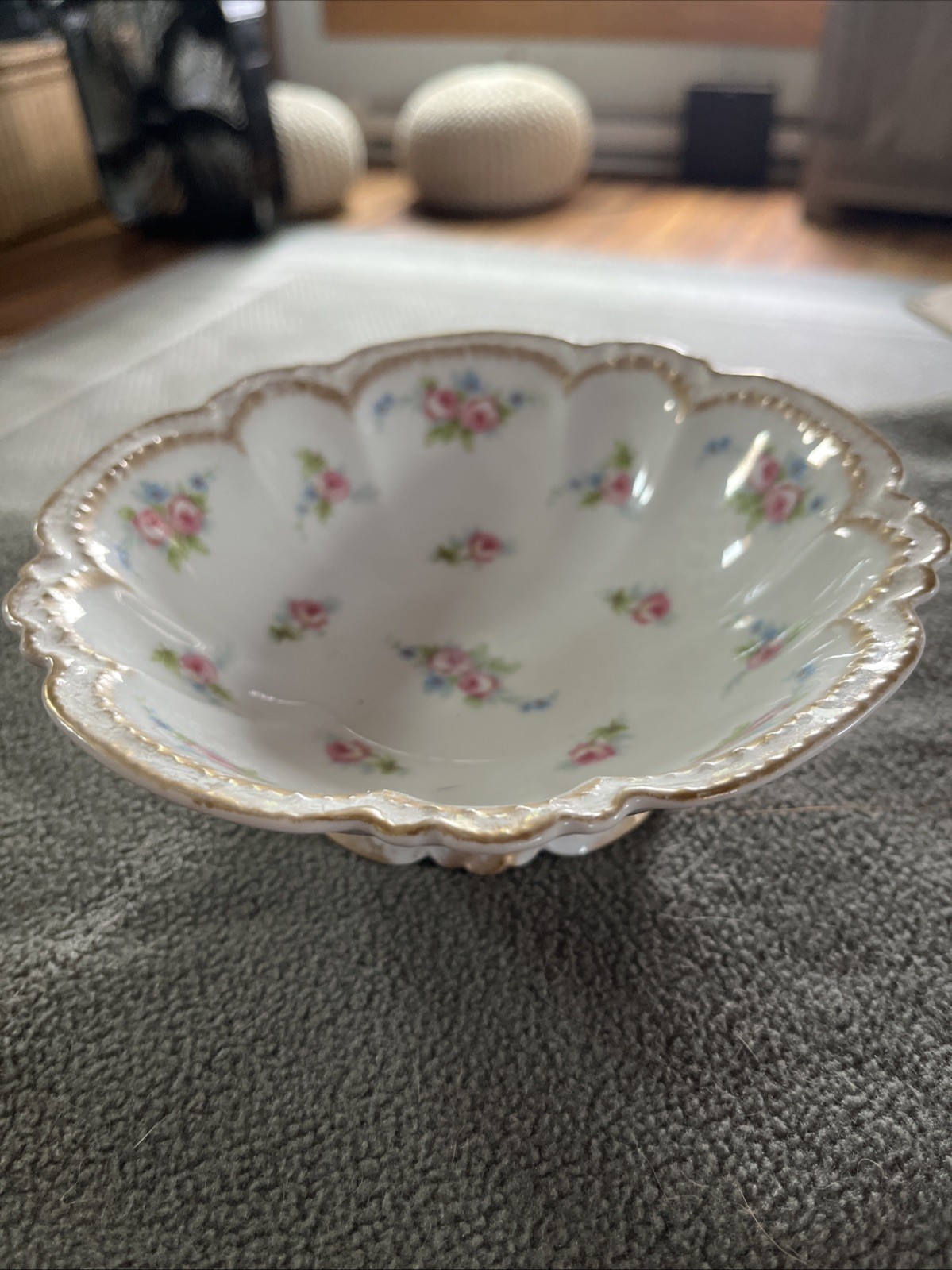 Haviland Limoges France Scalloped Footed Bowl Pink Roses Gold 6”