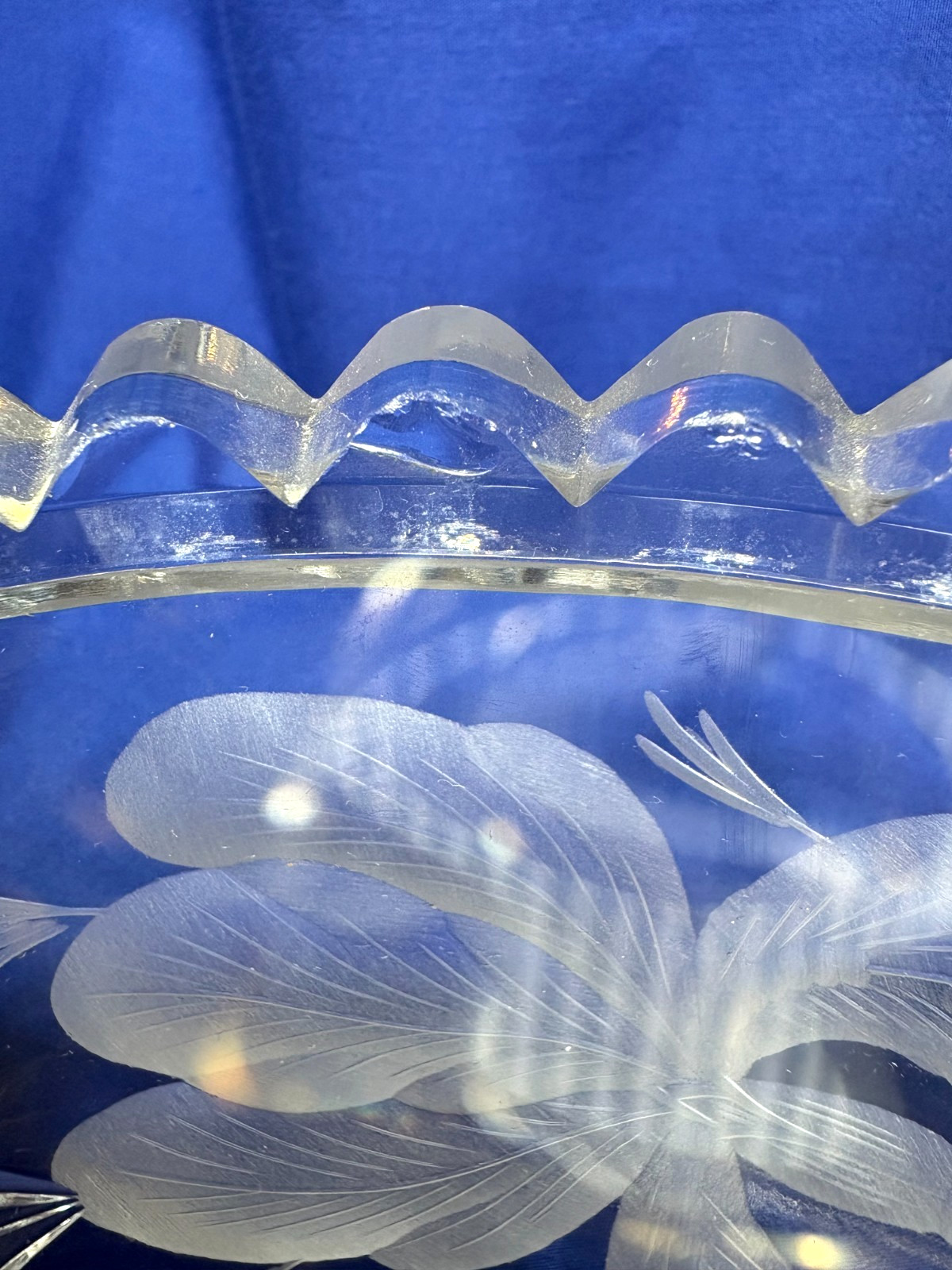 Signed Hawkes American Brilliant cut glass Gravic cut Iris pattern bowl