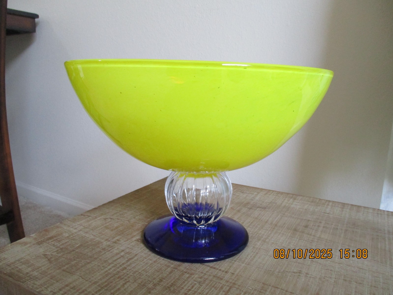 Gunnel Sahlin Kosta Boda Art Glass Bowl Fruit Footed Stemmed