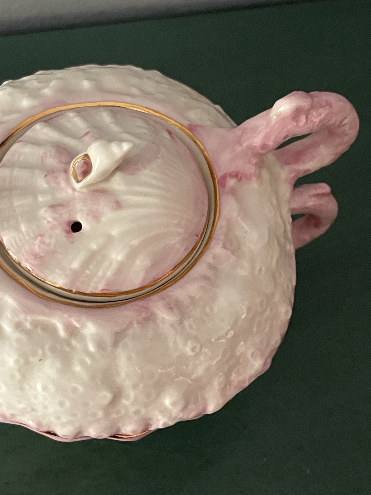 VINTAGE PORCELAIN BELLEEK IRELAND NEPTUNE TEAPOT SEASHELL
