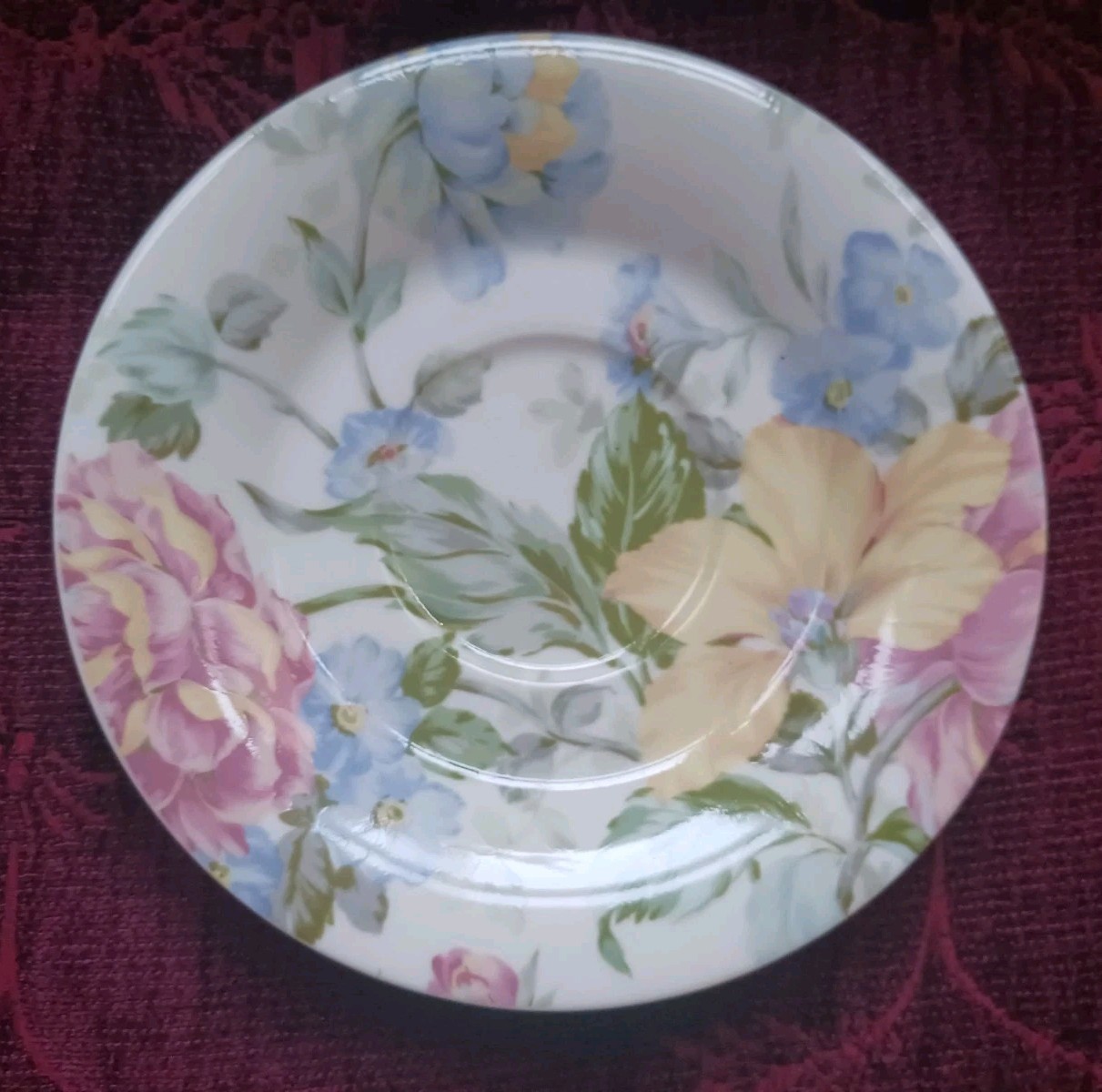 Oscar De La Renta English Tapestry 6Pc Lot – Dinner, Salad Plates, Saucers – NEW