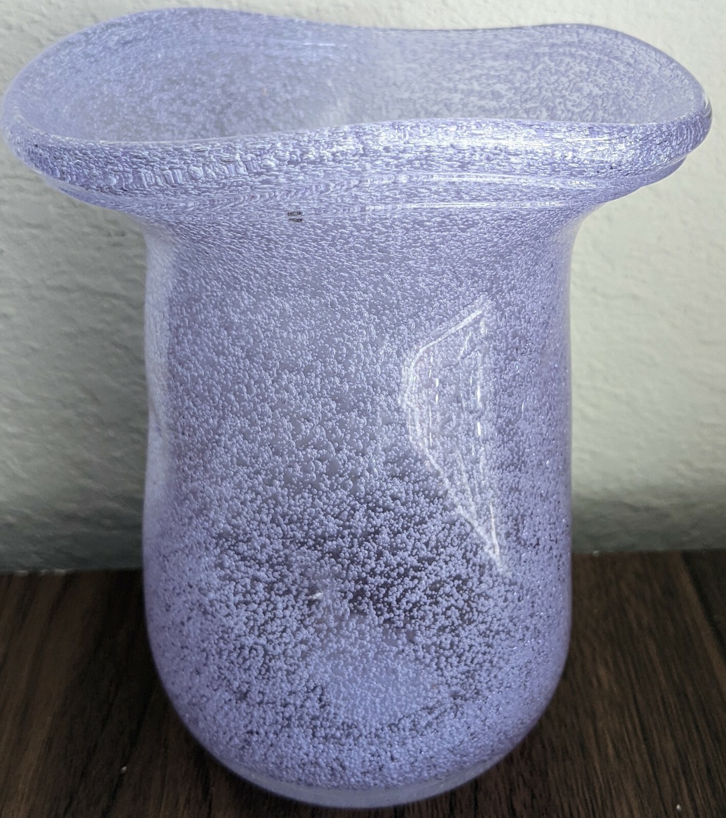 Hand Blown 5.5″” Alexandrite Bubble Glass Vase Pinched Sides Flared Threaded Rim