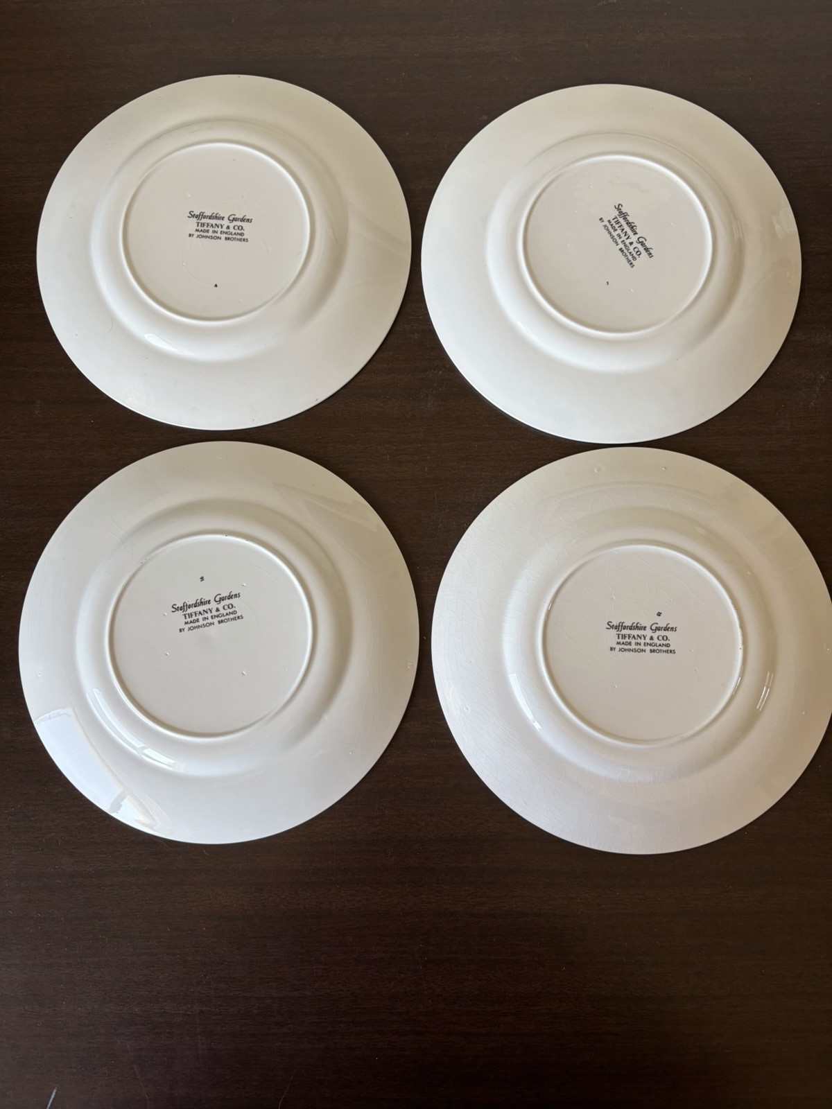 Tiffany & Co Staffordshire 8 Berry Assort Plates by Johnson Brothers (334ME)