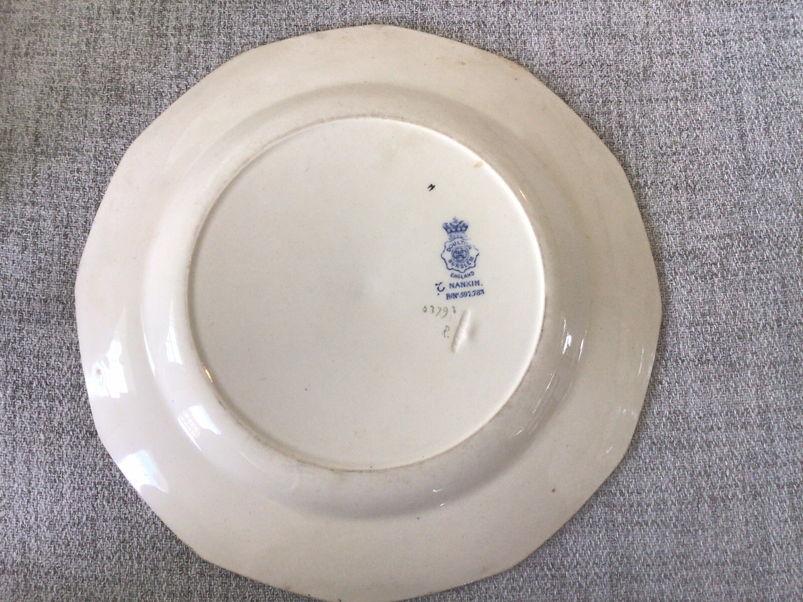 Antique Vtg Royal Doulton Polychrome Plate NANKIN 9 5/8” circa 1912