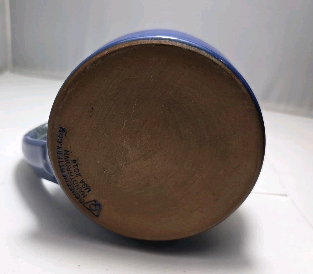 Deneen Pottery Mug Tucker Hill Inn Waitsfield VT Blue Beige Hand Thrown USA