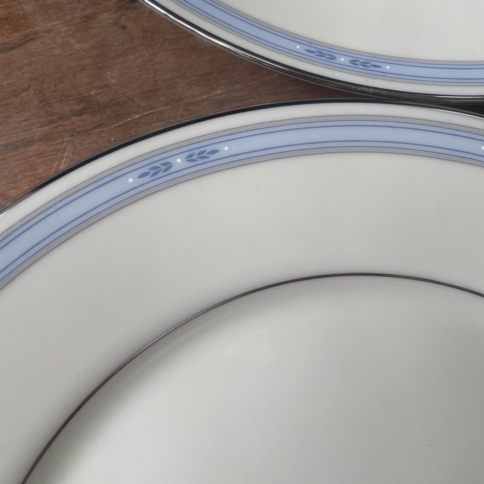 LENOX Courtland Dinner Plate Set Of Four Blue Gray Band Platinum Trim 10.75″ USA