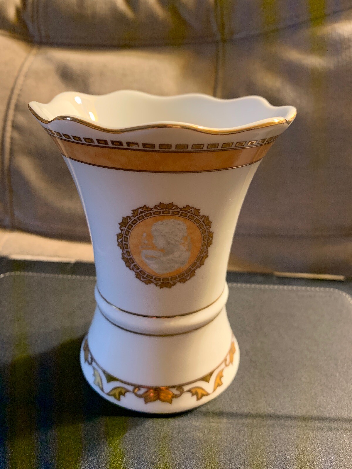 VTG European Home Decor T Bavaria Germany Design Cameo Vase with gold accents
