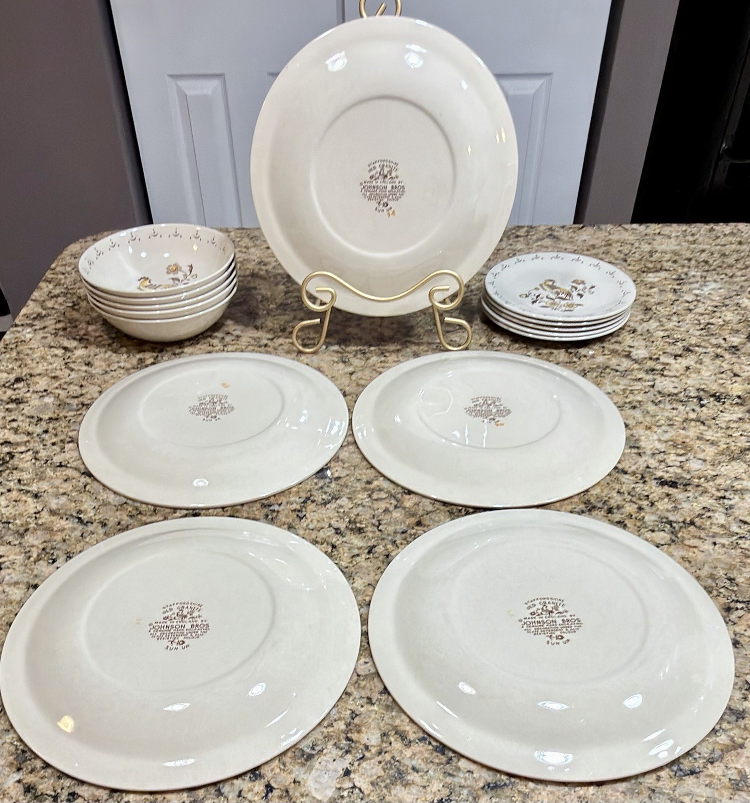 Vintage Johnson Bros Sun Up 15pc Dinner Set Staffordshire Old Granite England EC
