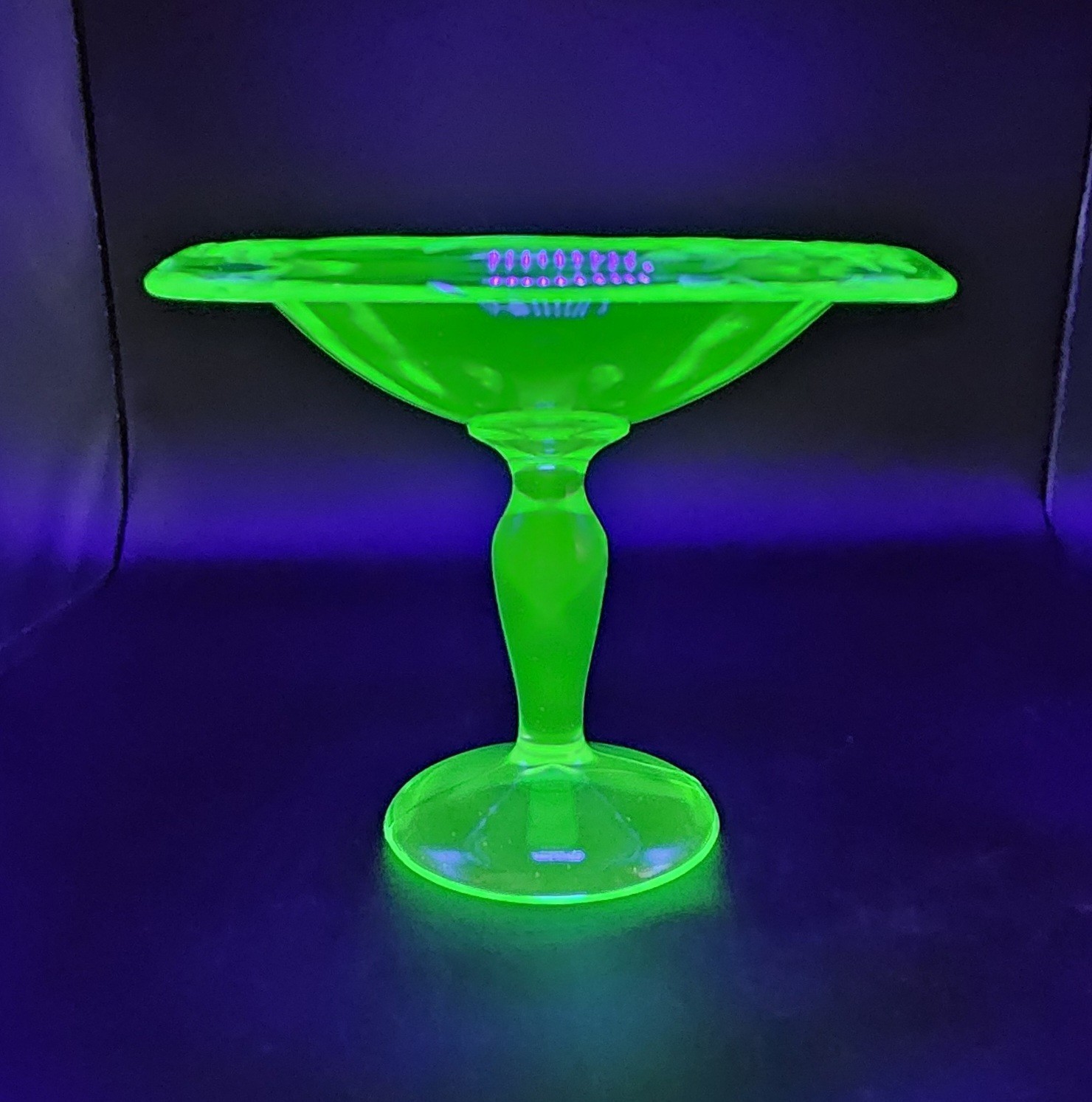 Green Depression Etched Vaseline Uranium Candy Dish Glass Pedestal Compote