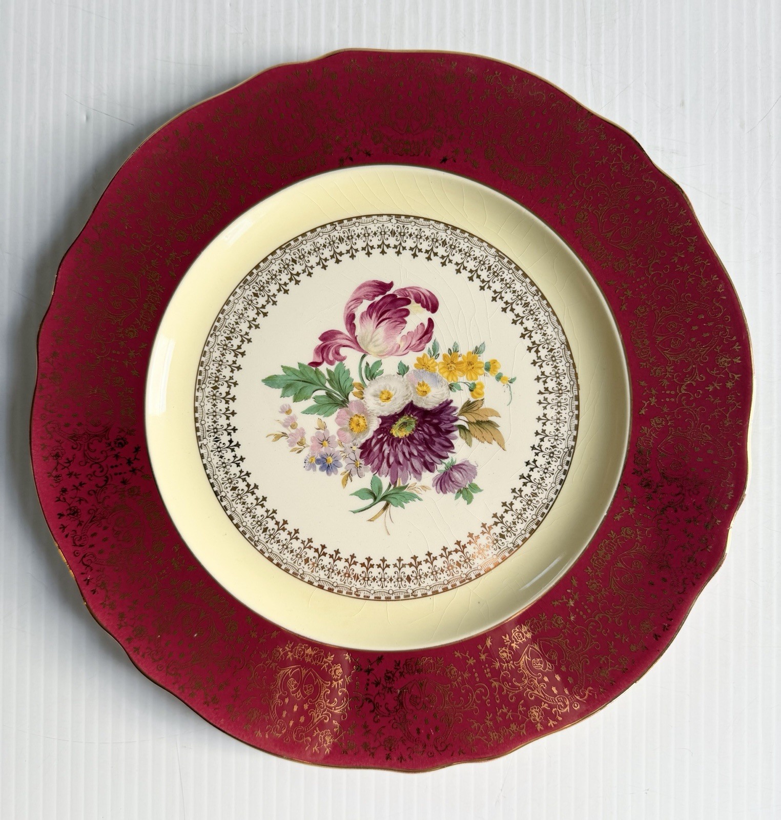 Vtg Steubenville China Dinner Plate Decorative Floral Design, Red & Gold Border