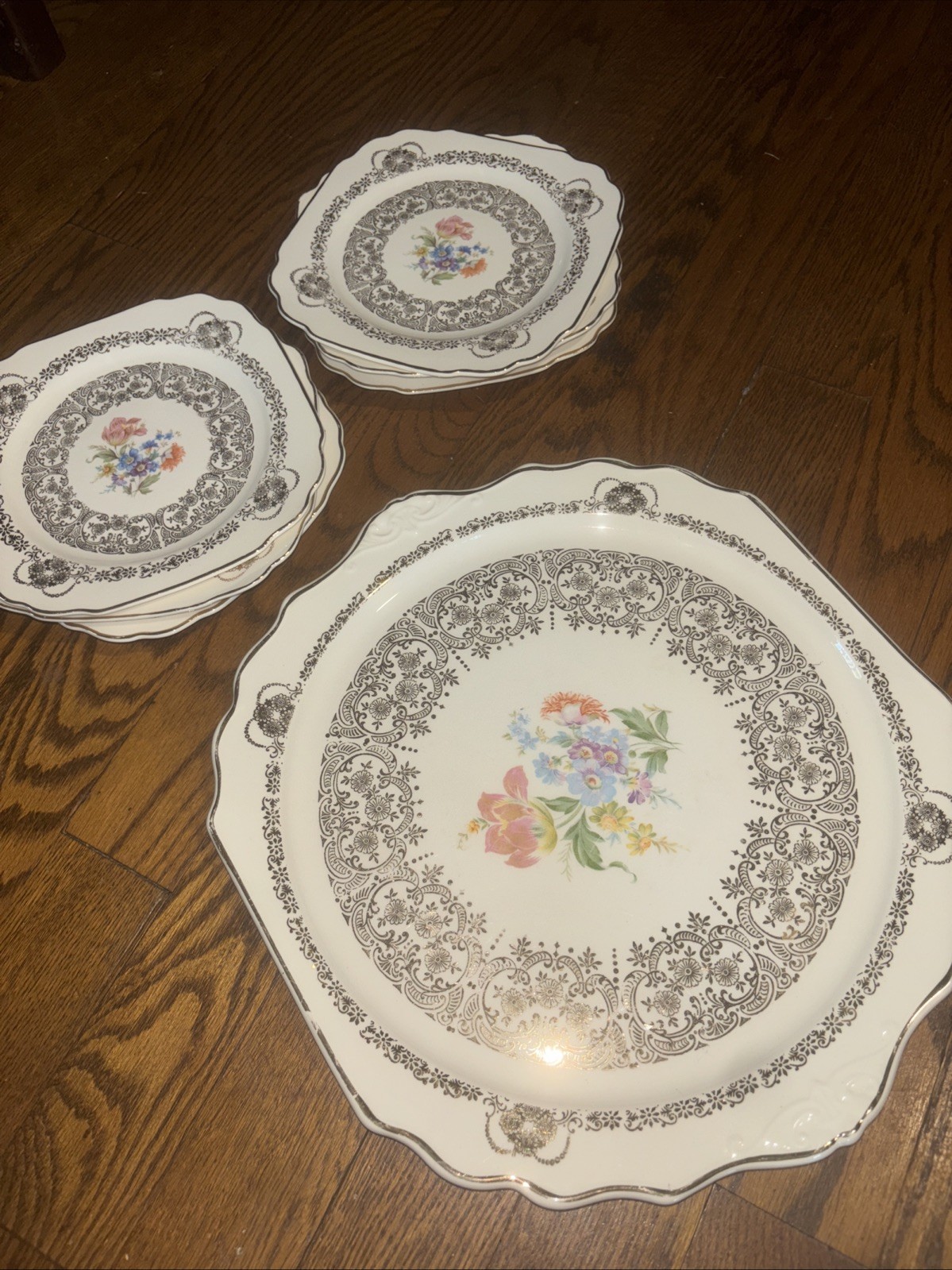1940s Queen Anne 22k Gold Trim Floral Dessert Set – Cake Plate, 6 Dessert Plates
