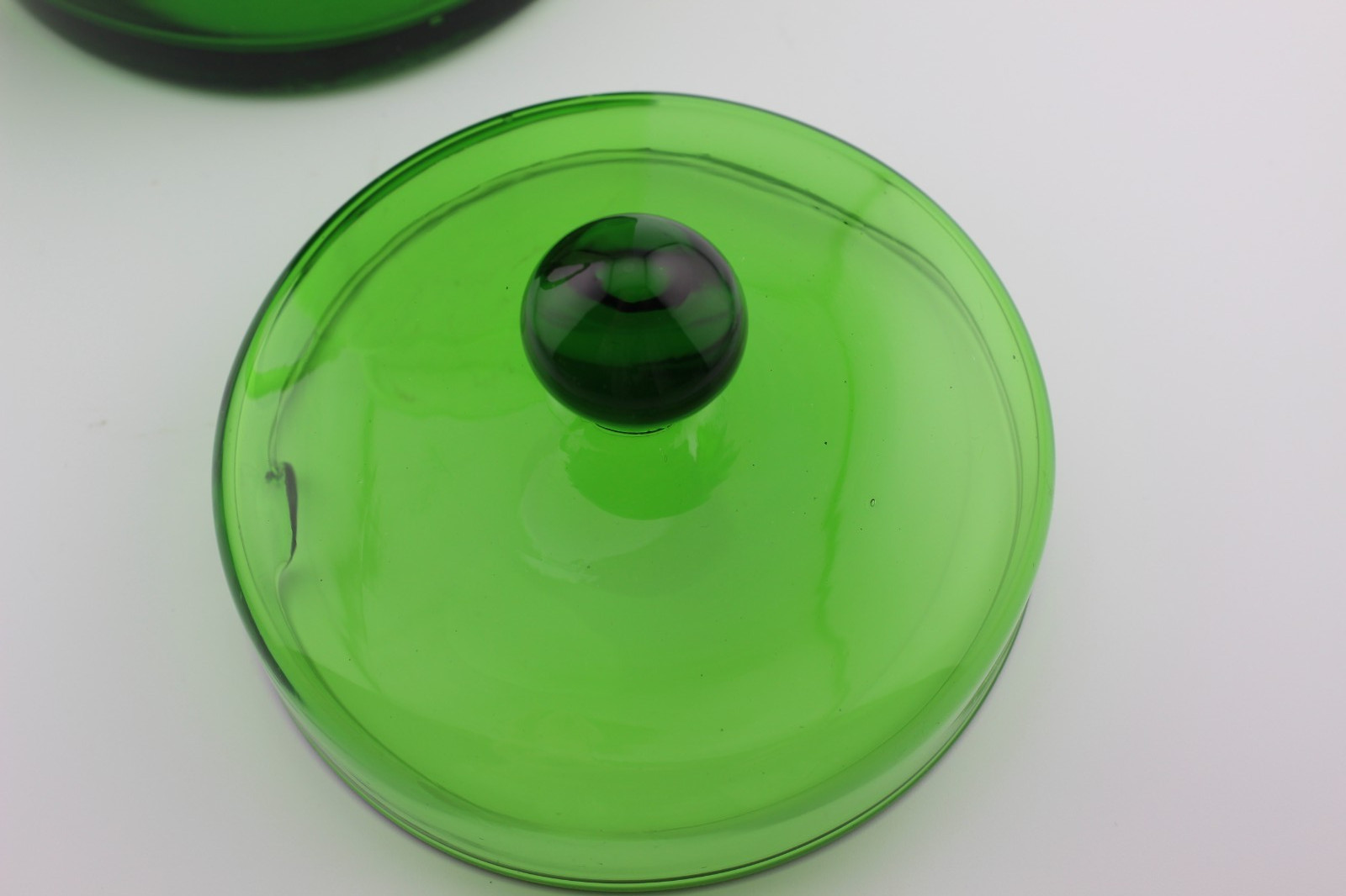 Hand-Blown Glass Drink Pitcher w/ Lid Forest Green MCM Applied Handle 9 3/8″ H