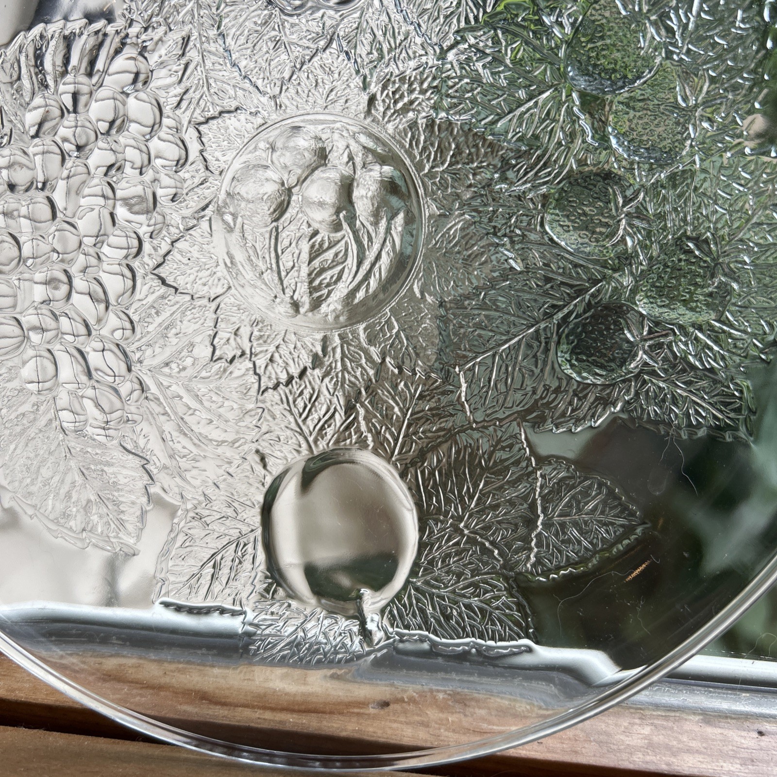 Pasabahce Embossed Fruit And Leaves Plates, Set Of 6