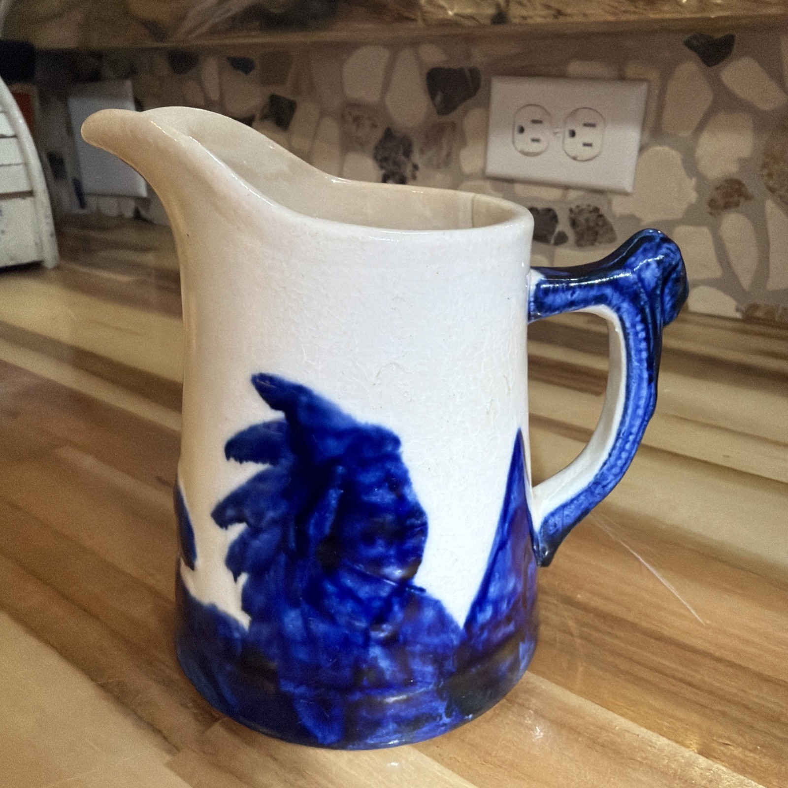 Original OLD SLEEPY EYE PITCHER MONMOUTH, IL POTTERY 5” TALL BLUE AND WHITE
