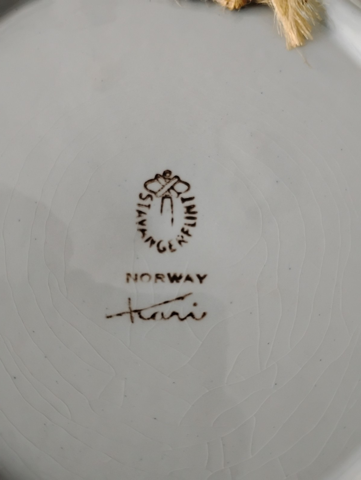 Stavangerflint Norway Kari Nyquist Plate Black Horse Riders Scandinavian 9”