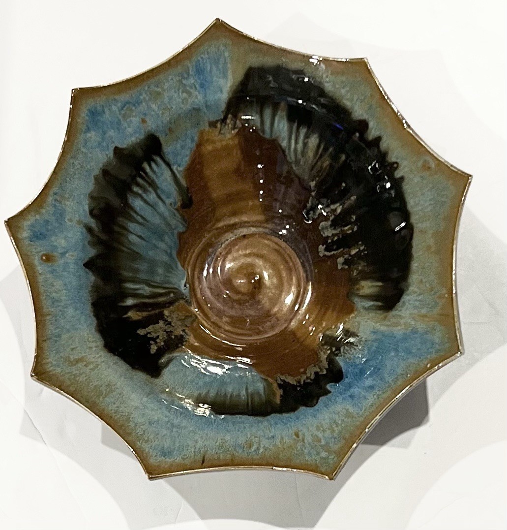 Phil Mayhew Studio Art Pottery Drip Glaze 12” Bowl Blue Footed decorative