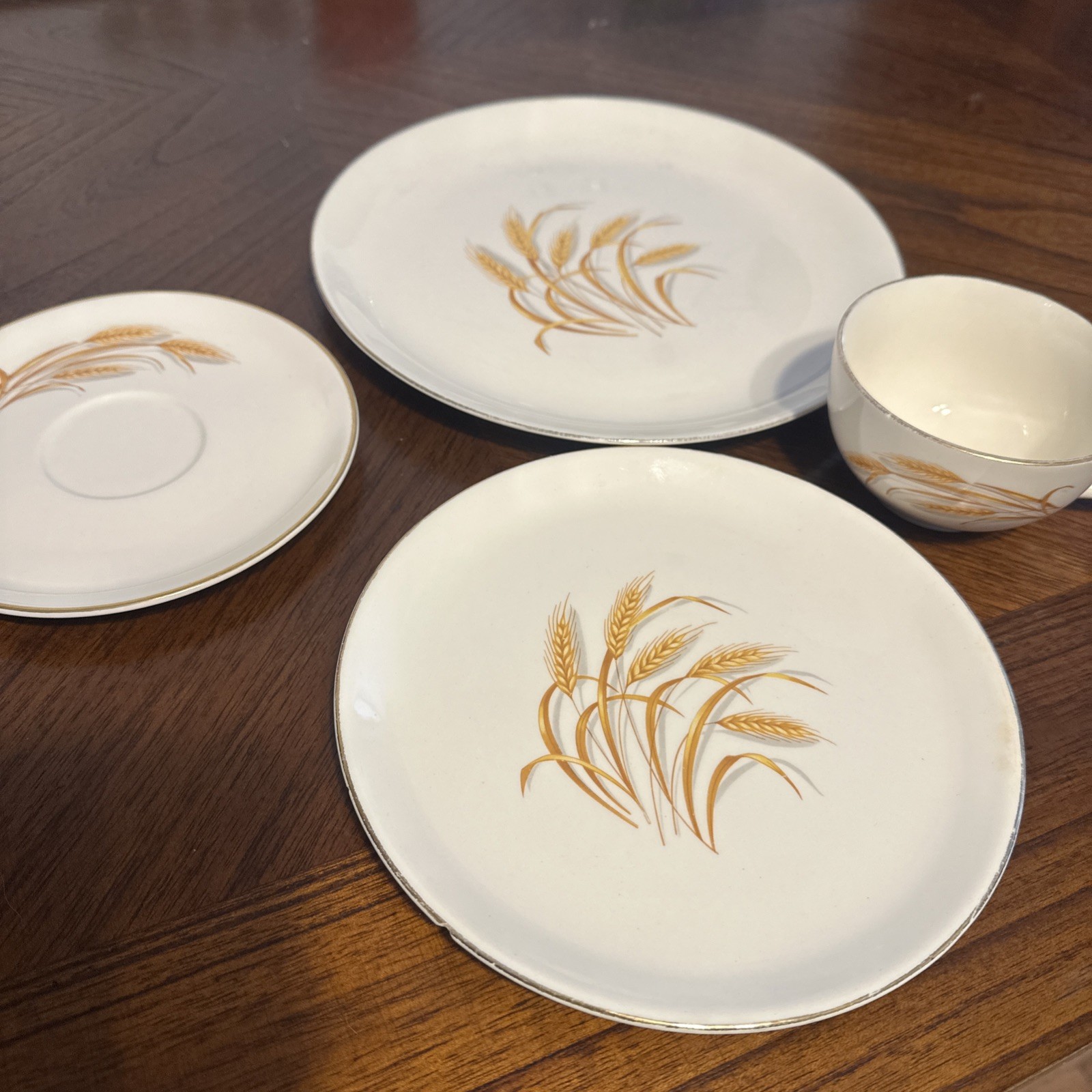 Vintage Golden Wheat Dishes Set Of Four Cup ,Saucer, And Two Plates.