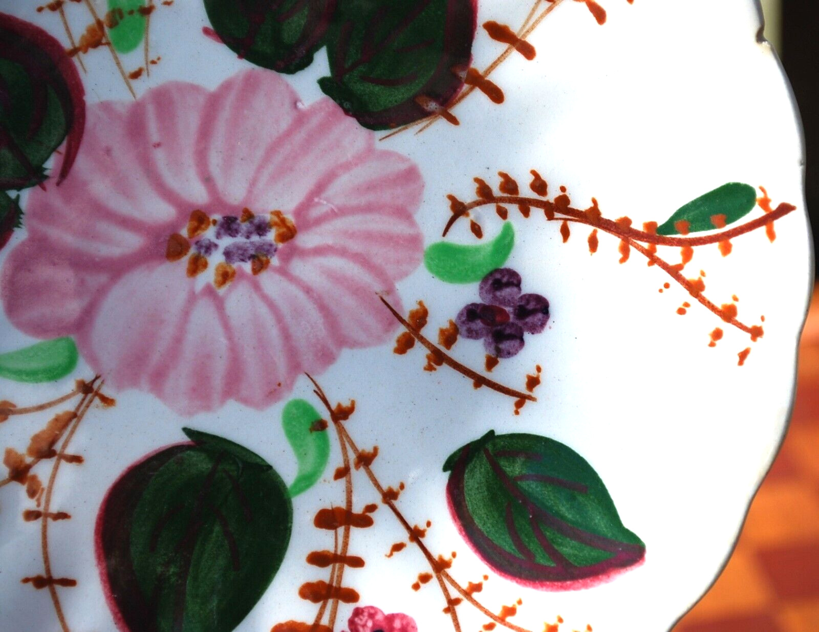 Antique Early Spongeware Plate Stick Spatter Ware HAND PAINTED FLORAL Swirl