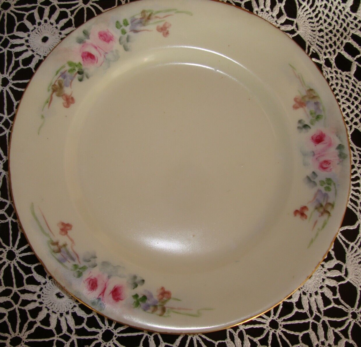HAND PAINTED UNMARKED LIMOGES SET OF 6 DESSERT PLATES AND A DOME, ROSES & GOLD