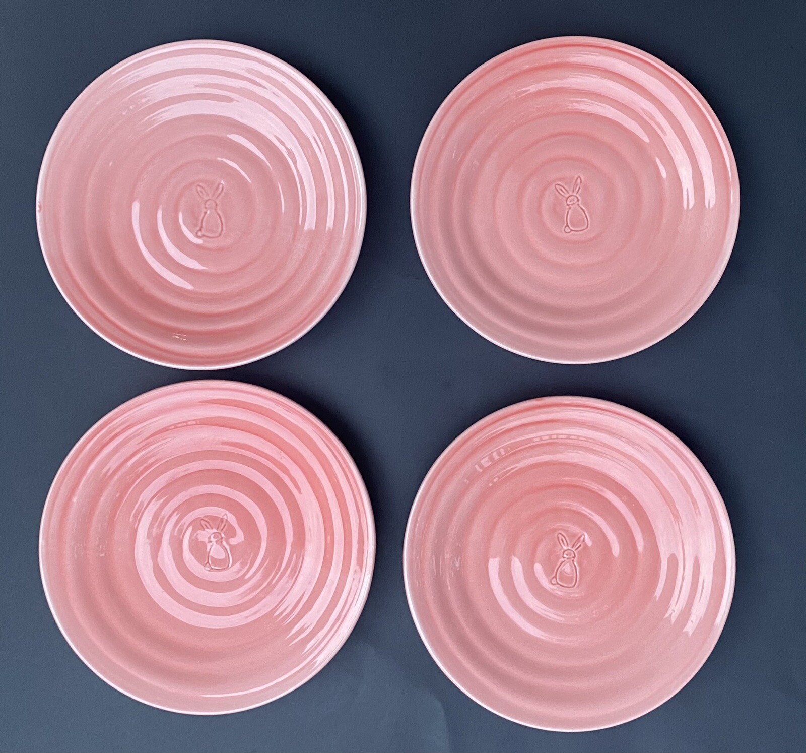 4 Pink Easter Bunny Rabbit Dinner Plates Set ~8.75″ D Tag Brand Tablescapes
