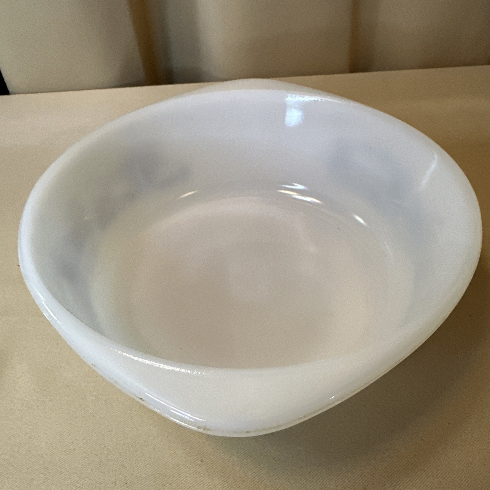 Vintage Glasbake Currier & Ives 2 Qt Casserole Dish Farm Scene Blue White