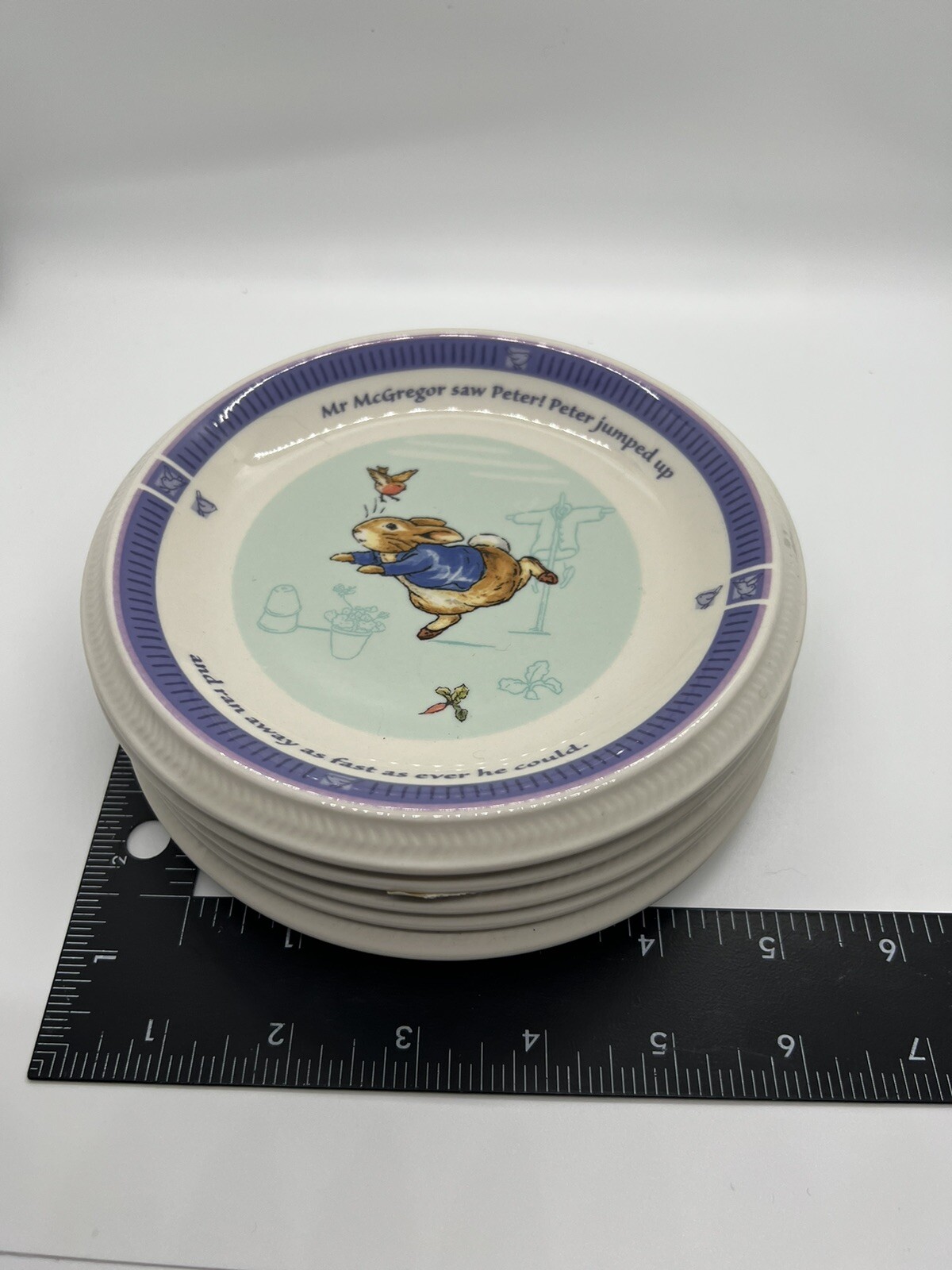 Wedgwood plate Easter Frederick Warne & Co 2001 “Peter Rabbit” 6″ bread plate