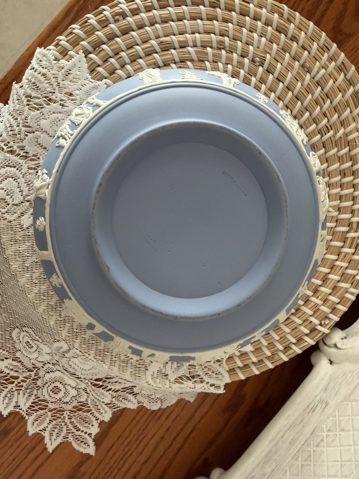 Vintage Wedgwood Blue Jasperware Neoclassical Sacrifice 8″ Bowl -Made in England
