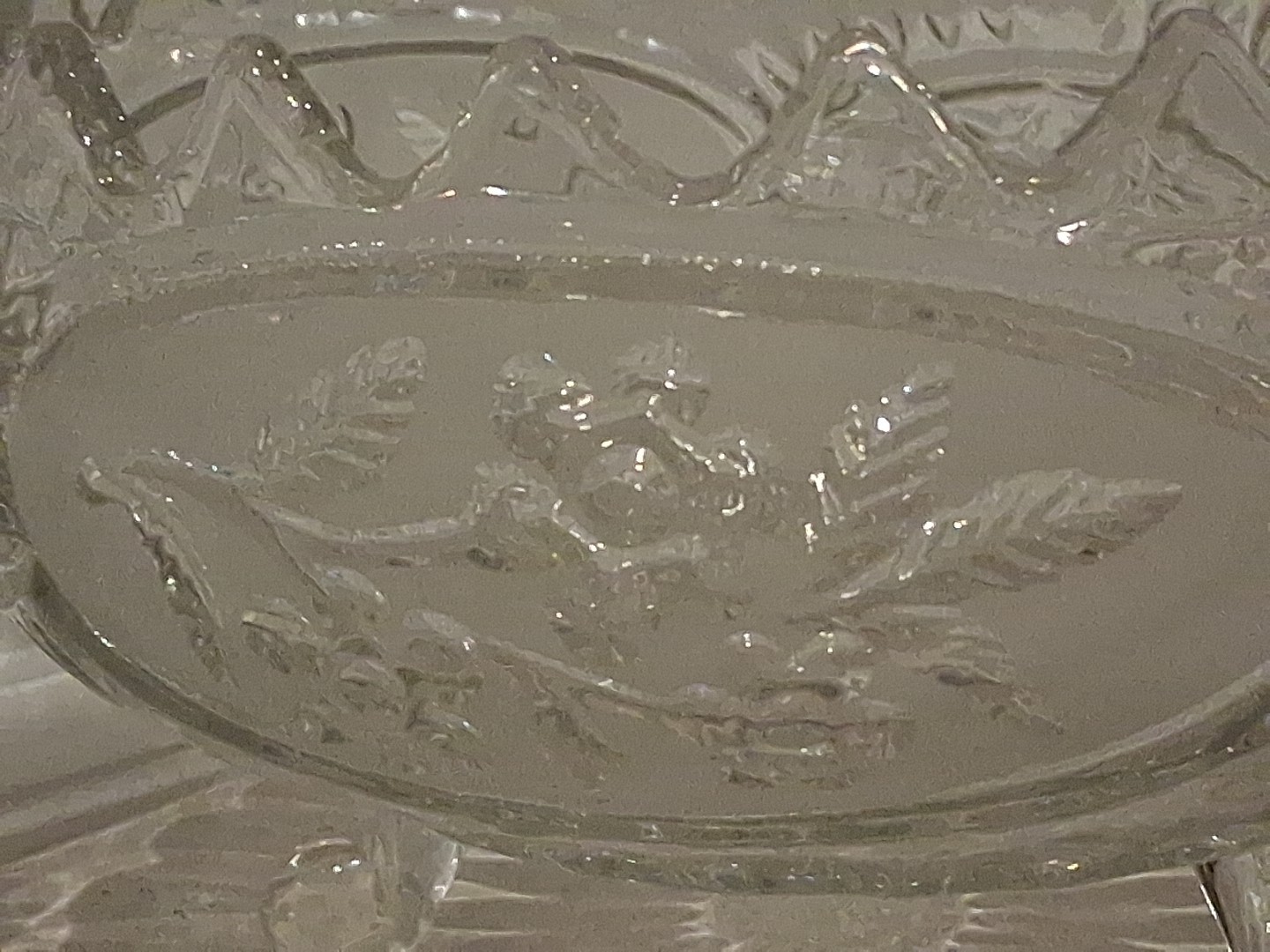 Stunning Vintage Lead Crystal Bowl Sawtooth Fruit Floral 5. 1 lbs – 8.5 inches