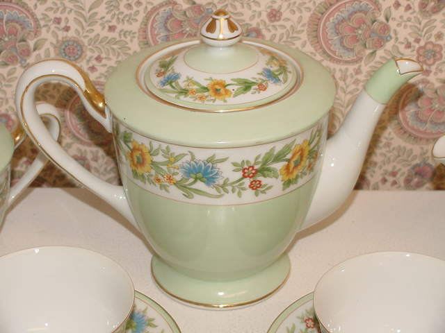 21 Aichi China Occupied Japan Tea Pitcher Creamer Sugar Bowl 6 Plate Saucer Cup