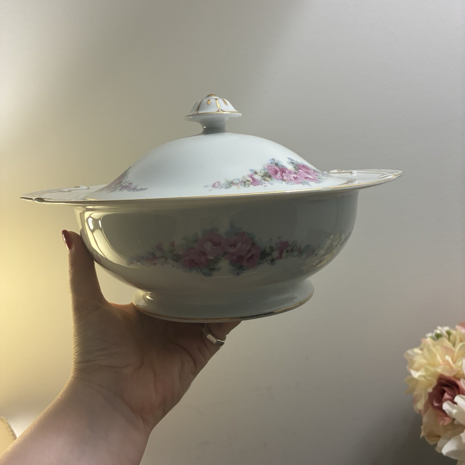 Vintage Fine China Corona Serving Bowl W Lid Pink Roses Made In Occupied Japan