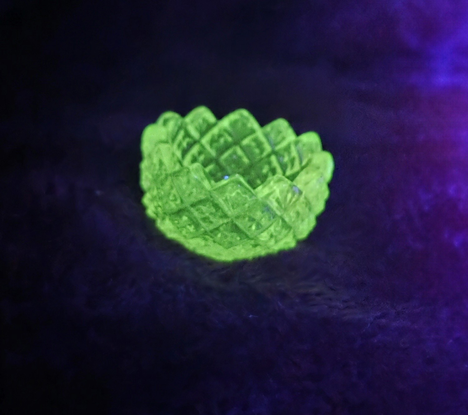 Vaseline Uranium ~ DAISY & BUTTON Glass Neon Green Yellow ~ Salt Cellar