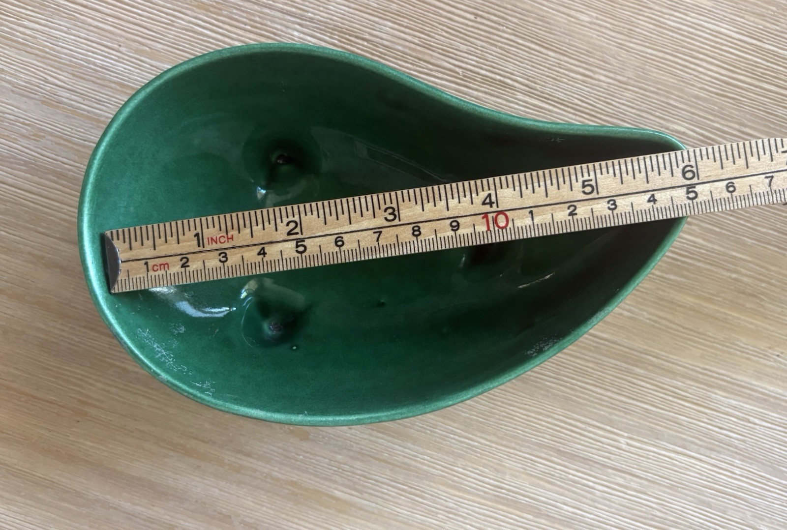 Green Glossy Glazed Ceramic Asymmetrical Footed Bowl Solid Pattern 6″x4″x2″