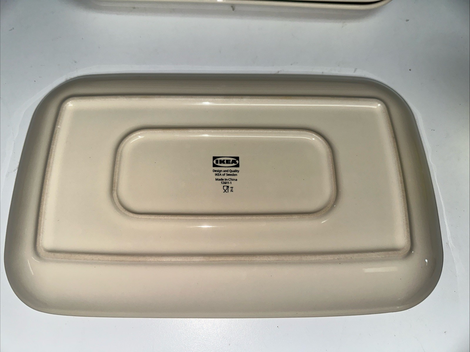 SET of 4– IKEA Dinera Light Cream 11 3/4″ x 7″ Rectangular Dinner Plates 12011
